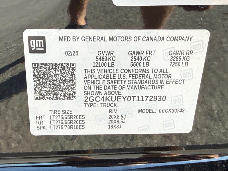 Chevrolet Silverado 3500HD Vehicle Full-screen Gallery Image 21