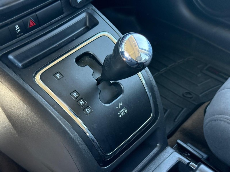 Jeep Patriot Vehicle Full-screen Gallery Image 18