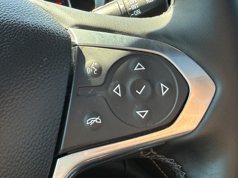 Chevrolet Traverse Vehicle Full-screen Gallery Image 17