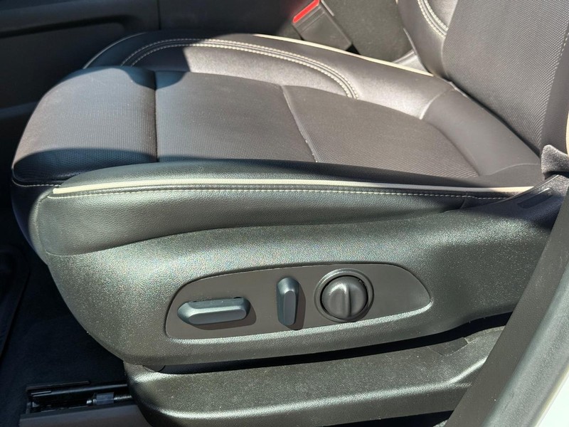 Chevrolet Traverse Vehicle Full-screen Gallery Image 27