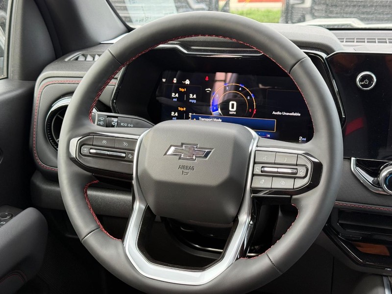 Chevrolet Colorado Vehicle Full-screen Gallery Image 7