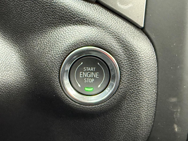 Chevrolet Silverado 1500 Vehicle Full-screen Gallery Image 8