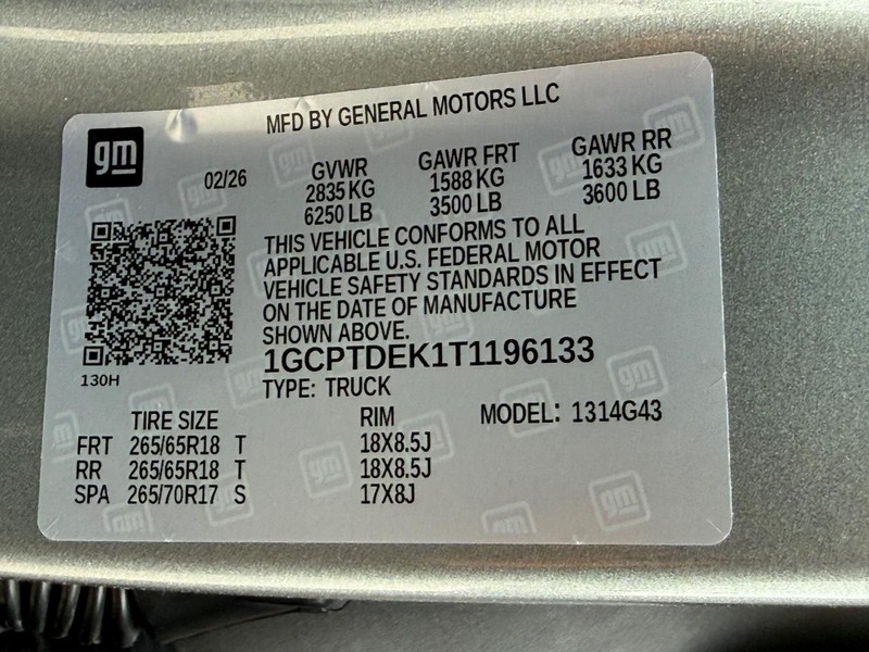 Chevrolet Colorado Vehicle Full-screen Gallery Image 17