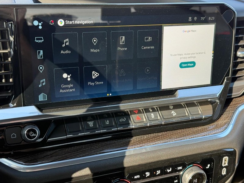 Chevrolet Silverado 2500HD Vehicle Full-screen Gallery Image 10