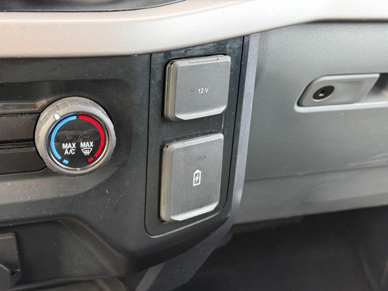 Ford F-150 Vehicle Full-screen Gallery Image 20