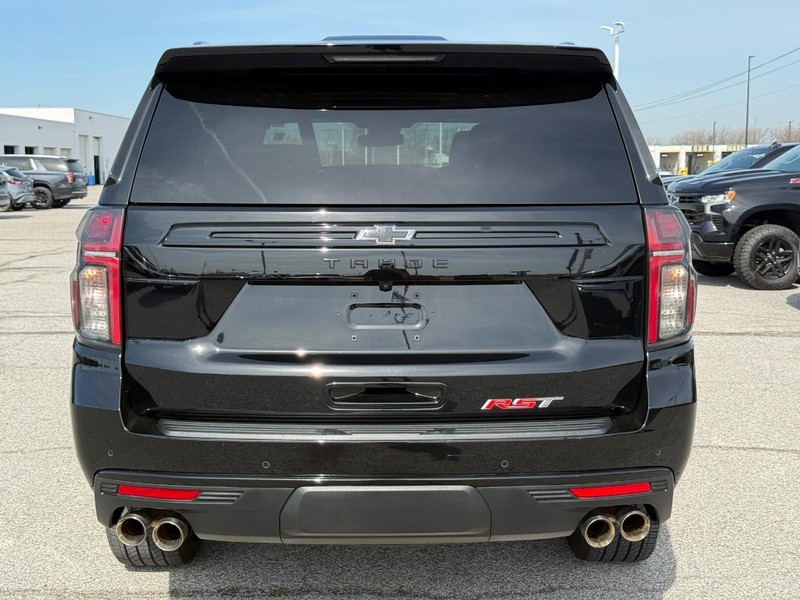 Chevrolet Tahoe Vehicle Full-screen Gallery Image 4