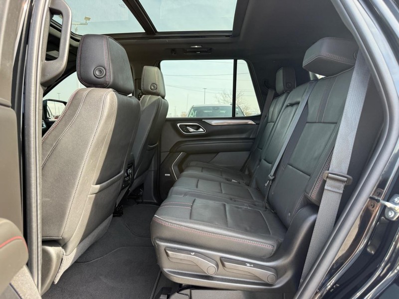 Chevrolet Tahoe Vehicle Full-screen Gallery Image 11