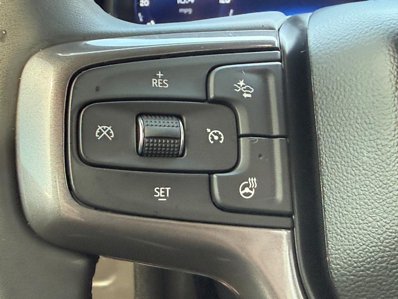 Chevrolet Tahoe Vehicle Full-screen Gallery Image 16