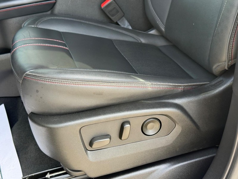 Chevrolet Tahoe Vehicle Full-screen Gallery Image 28