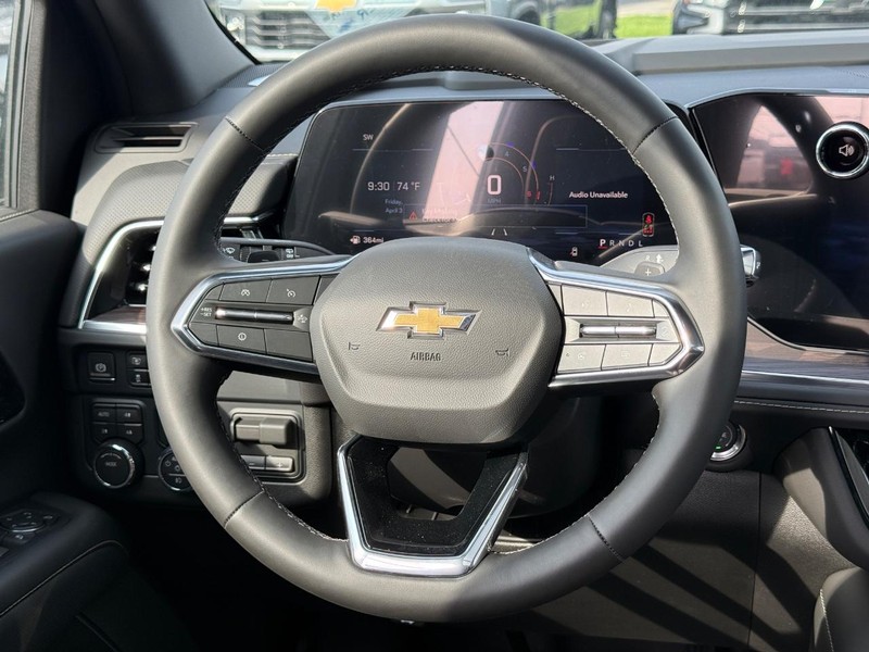 Chevrolet Tahoe Vehicle Full-screen Gallery Image 10