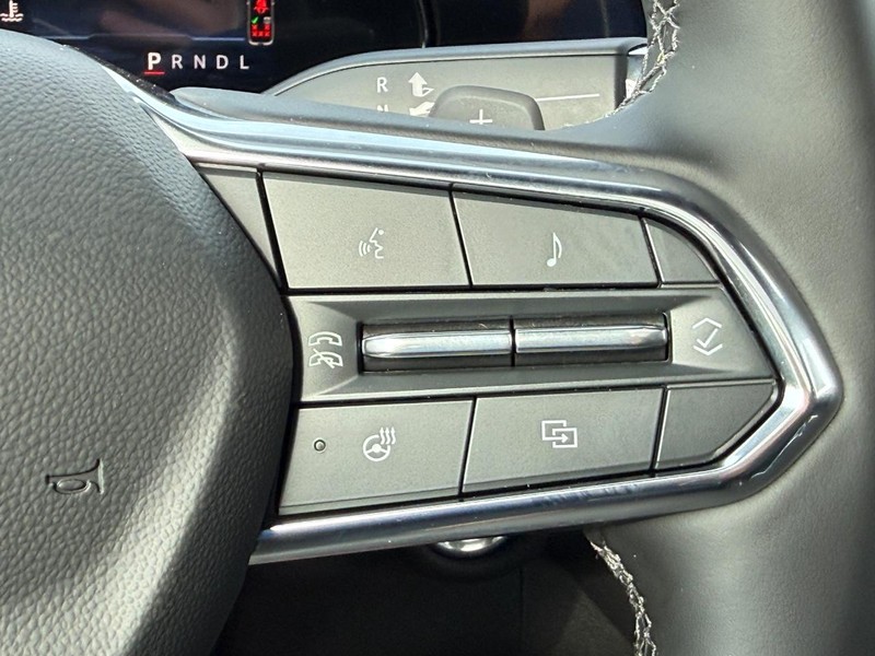 Chevrolet Tahoe Vehicle Full-screen Gallery Image 12