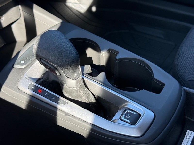 Chevrolet Trax Vehicle Full-screen Gallery Image 13