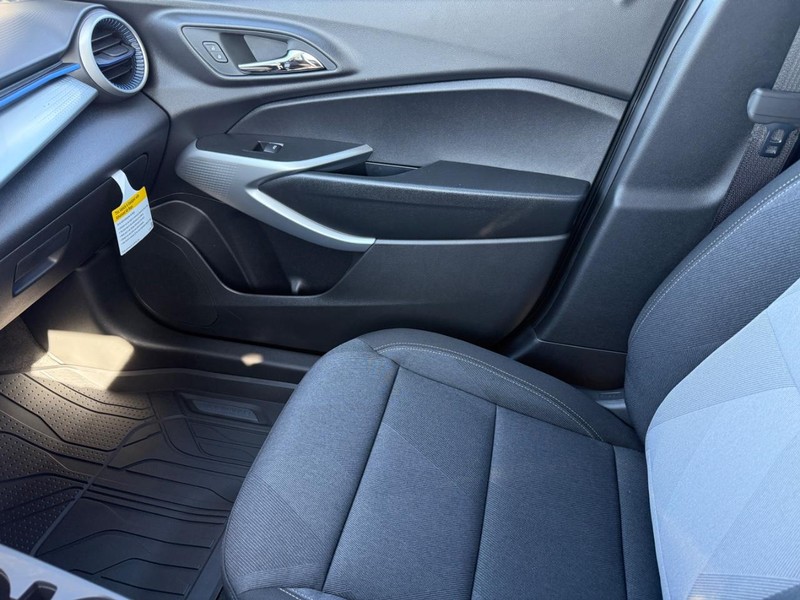 Chevrolet Trax Vehicle Full-screen Gallery Image 14