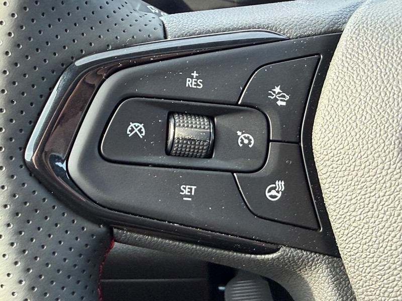 Chevrolet Trax Vehicle Full-screen Gallery Image 9