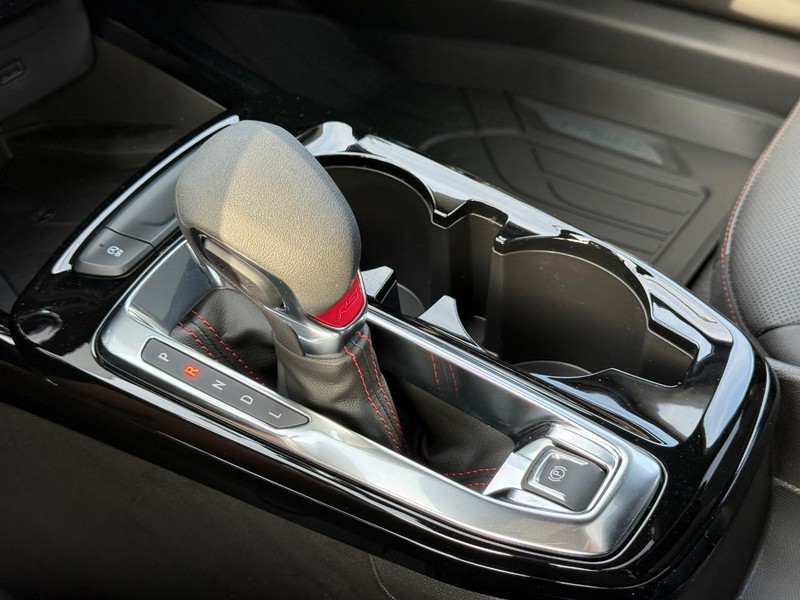 Chevrolet Trax Vehicle Full-screen Gallery Image 15