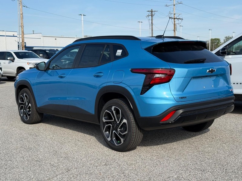 Chevrolet Trax Vehicle Full-screen Gallery Image 4