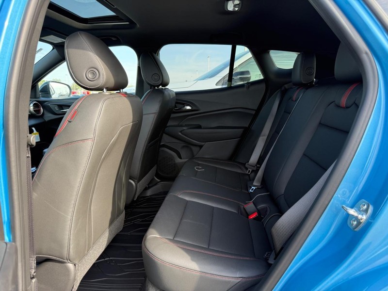 Chevrolet Trax Vehicle Full-screen Gallery Image 6