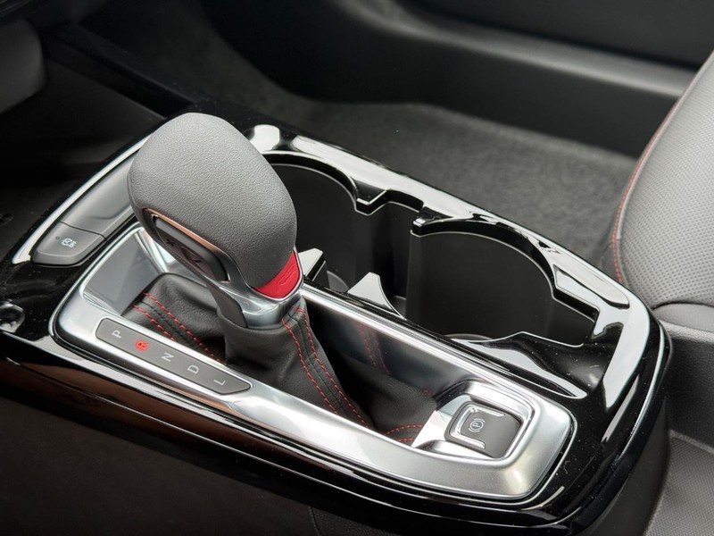 Chevrolet Trax Vehicle Full-screen Gallery Image 15