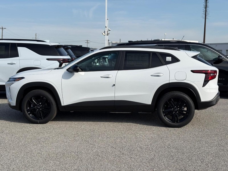 Chevrolet Trax Vehicle Full-screen Gallery Image 2