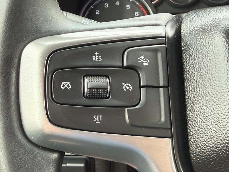Chevrolet Tahoe Vehicle Full-screen Gallery Image 14