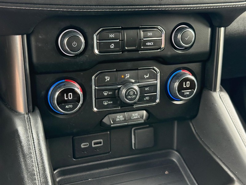 Chevrolet Tahoe Vehicle Full-screen Gallery Image 20