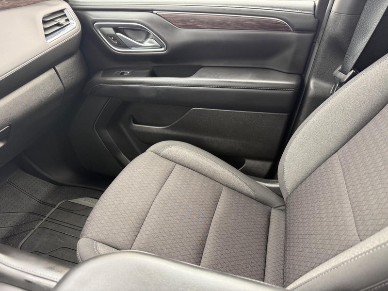 Chevrolet Tahoe Vehicle Full-screen Gallery Image 21