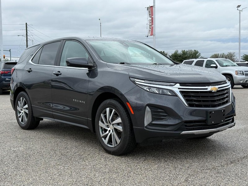 Chevrolet Equinox Vehicle Full-screen Gallery Image 8
