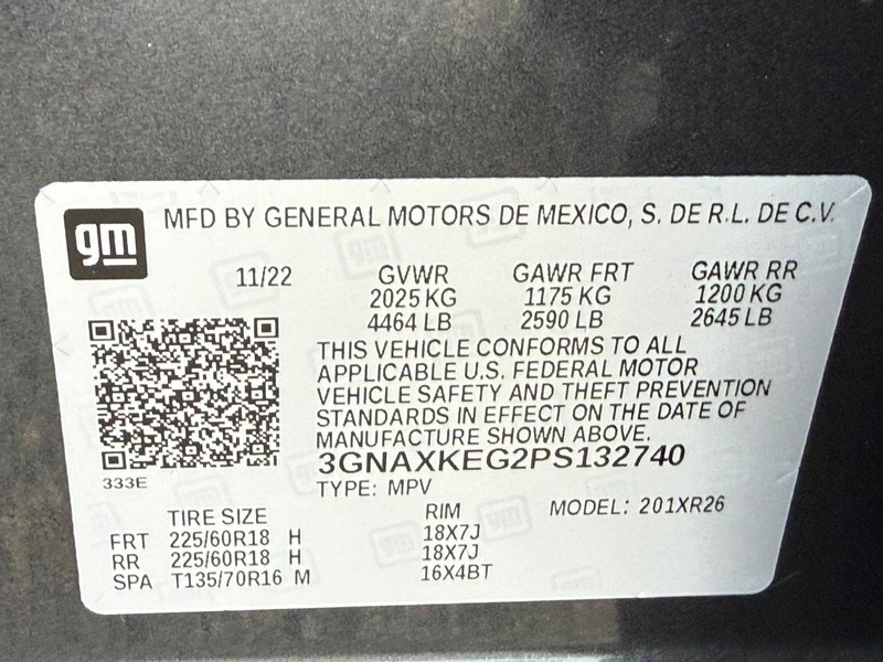 Chevrolet Equinox Vehicle Full-screen Gallery Image 24
