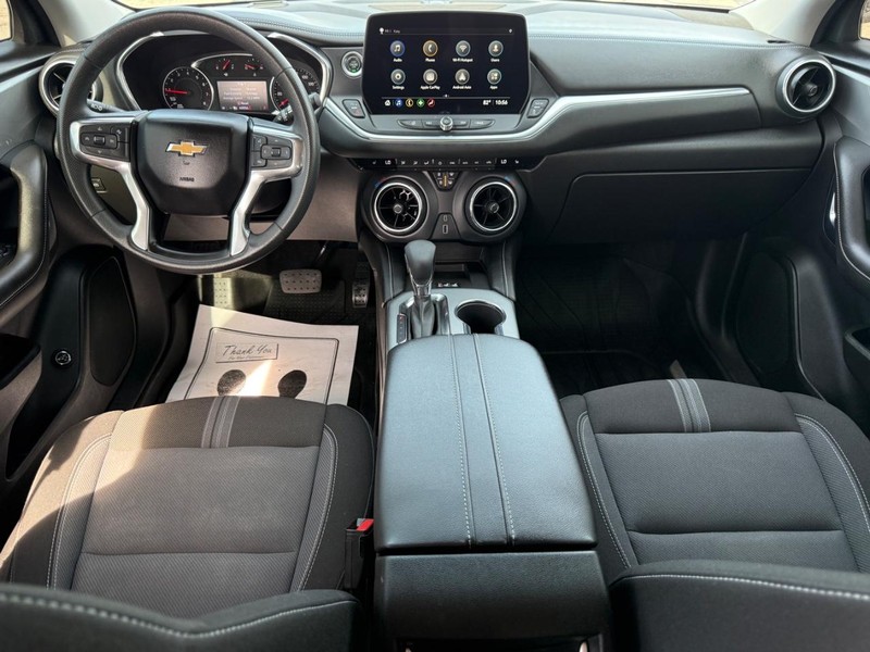 Chevrolet Blazer Vehicle Full-screen Gallery Image 11