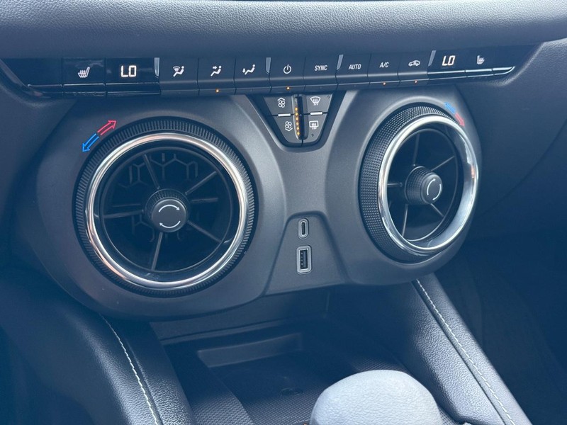 Chevrolet Blazer Vehicle Full-screen Gallery Image 18