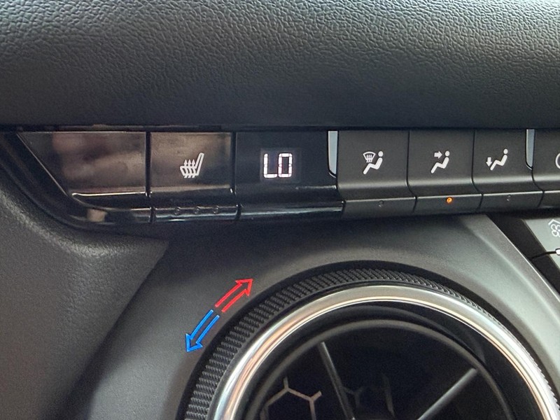 Chevrolet Blazer Vehicle Full-screen Gallery Image 19