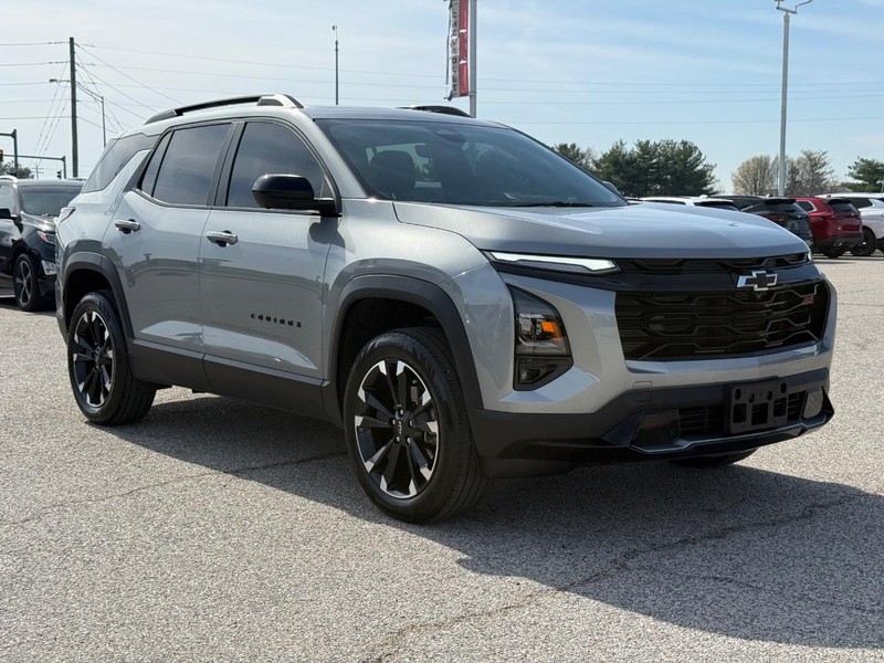 Chevrolet Equinox Vehicle Full-screen Gallery Image 8