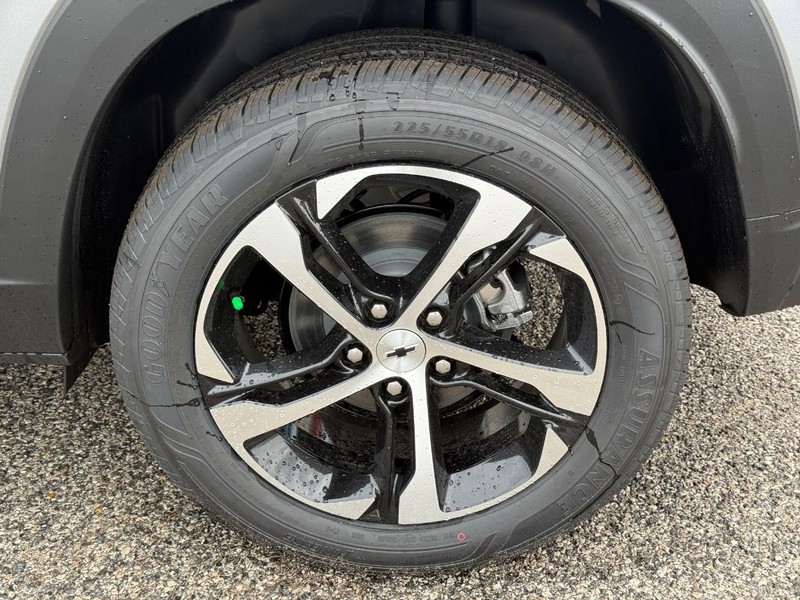 Chevrolet Trax Vehicle Full-screen Gallery Image 4