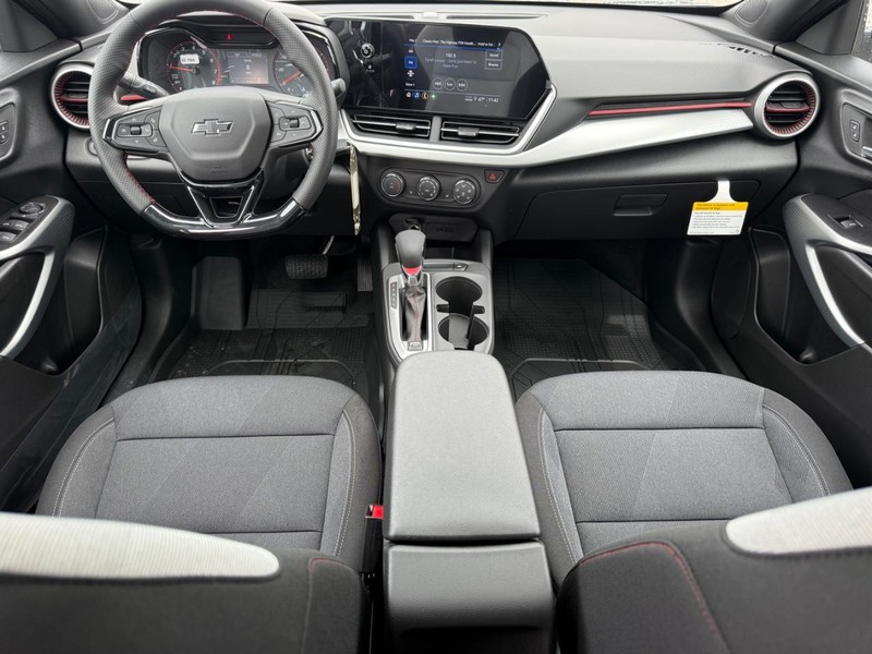Chevrolet Trax Vehicle Full-screen Gallery Image 7