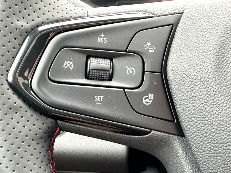 Chevrolet Trax Vehicle Full-screen Gallery Image 9