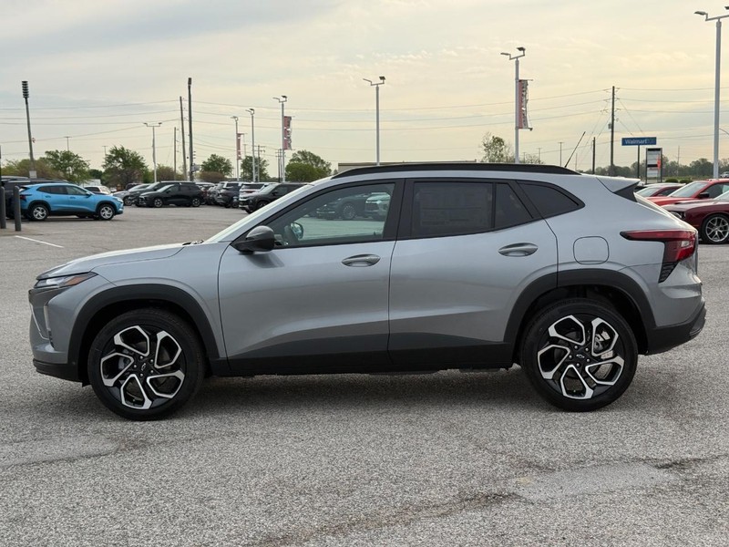 Chevrolet Trax Vehicle Full-screen Gallery Image 2