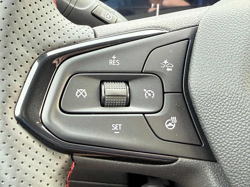 Chevrolet Trax Vehicle Full-screen Gallery Image 8