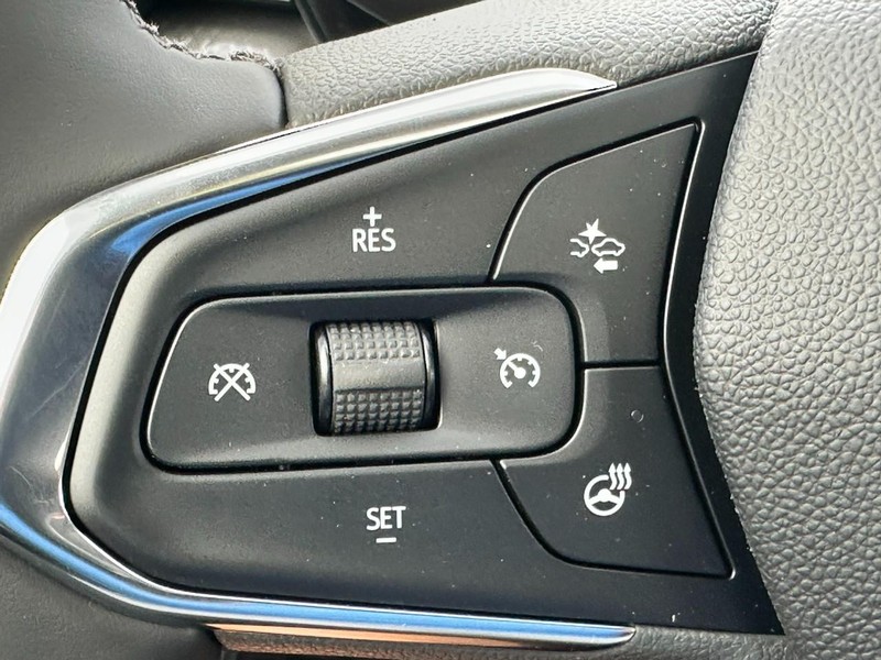 Chevrolet Trax Vehicle Full-screen Gallery Image 12