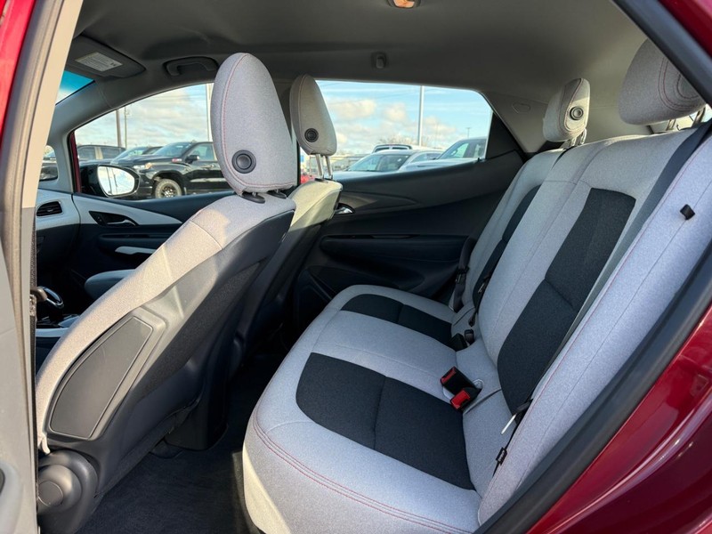 Chevrolet Bolt EV Vehicle Full-screen Gallery Image 10