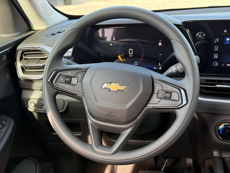 Chevrolet TrailBlazer Vehicle Full-screen Gallery Image 7