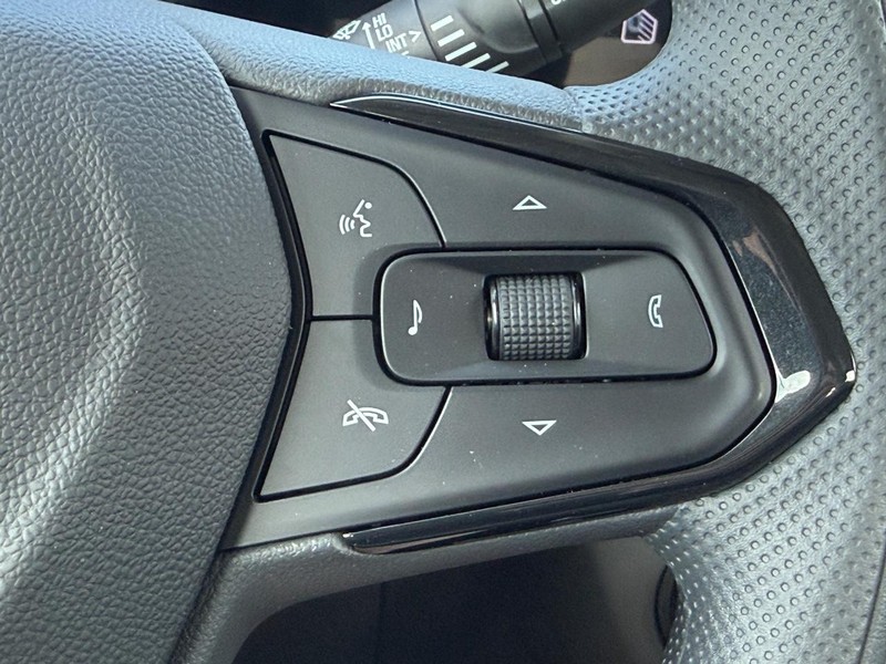 Chevrolet TrailBlazer Vehicle Full-screen Gallery Image 9