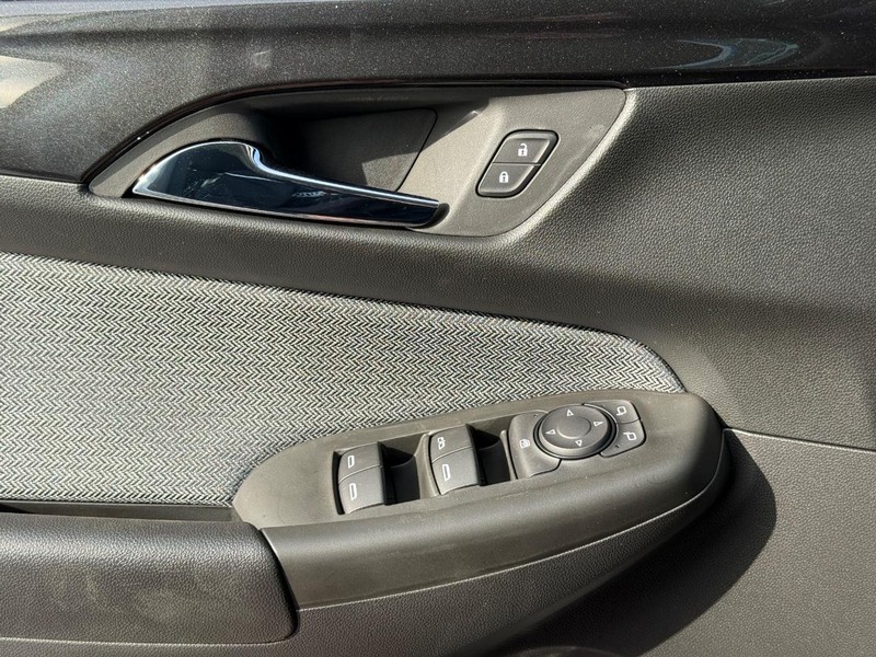 Chevrolet TrailBlazer Vehicle Full-screen Gallery Image 16