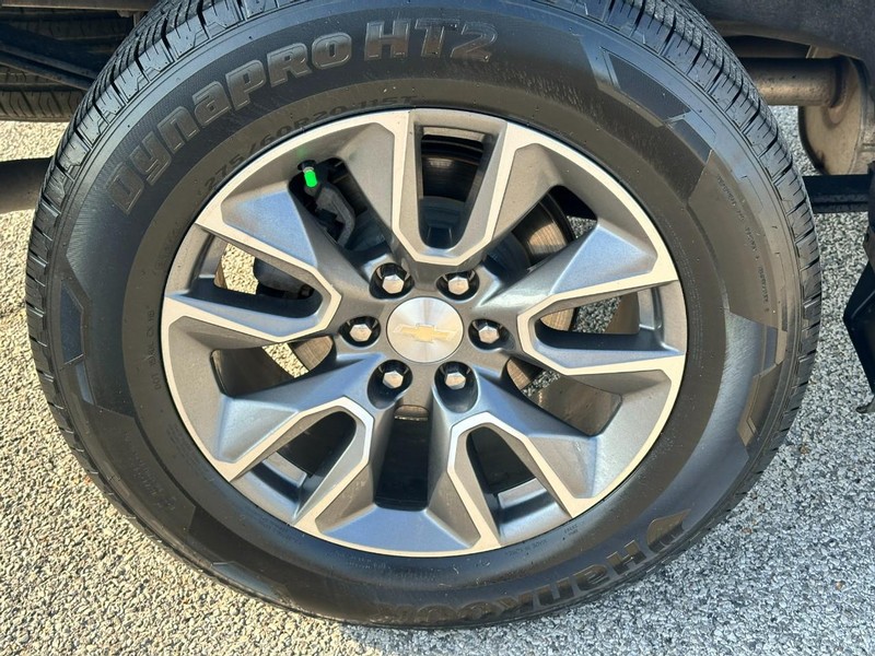 Chevrolet Silverado 1500 Vehicle Full-screen Gallery Image 7