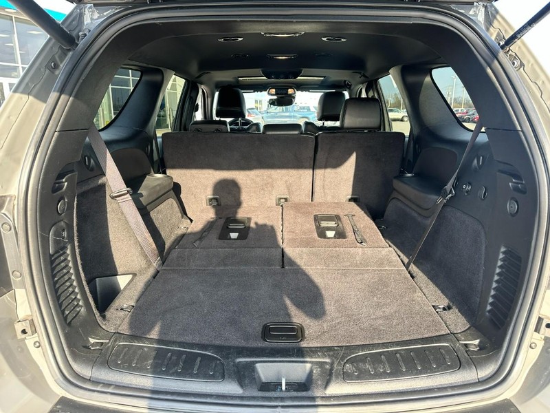 Dodge Durango Vehicle Full-screen Gallery Image 5