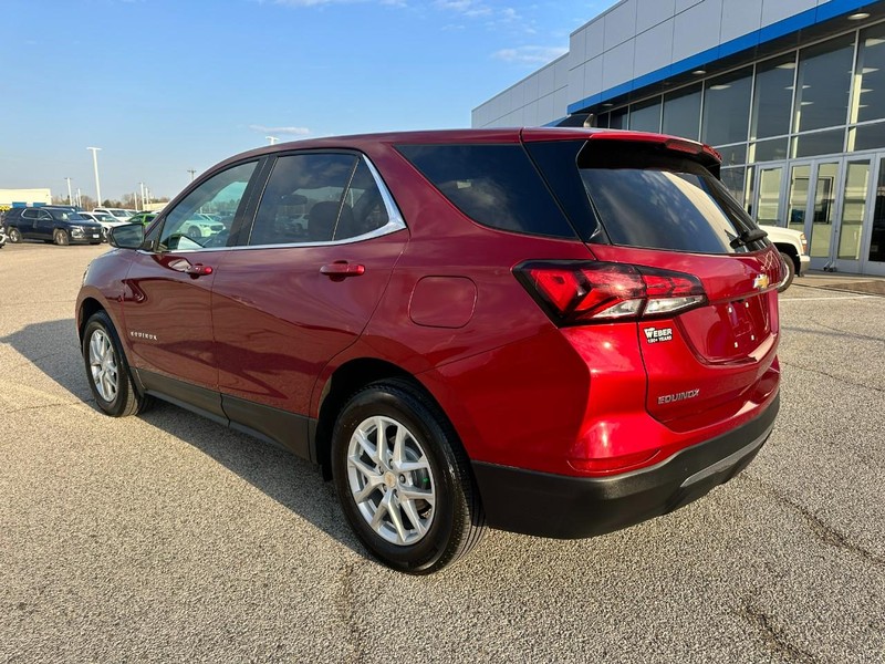 Chevrolet Equinox Vehicle Full-screen Gallery Image 3