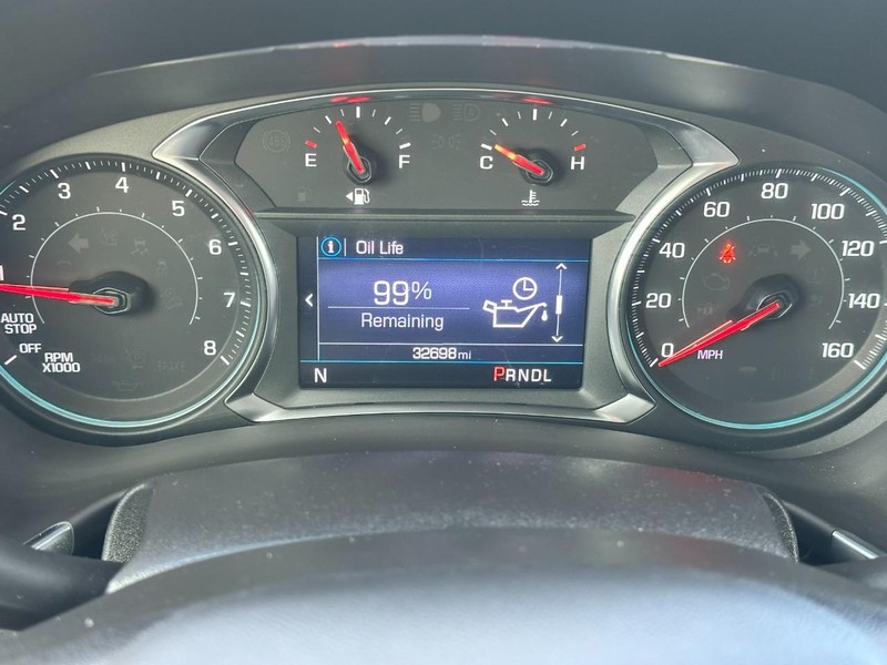 Chevrolet Equinox Vehicle Full-screen Gallery Image 20