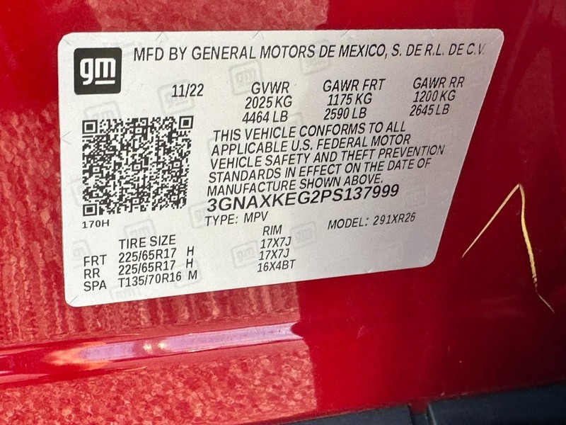 Chevrolet Equinox Vehicle Full-screen Gallery Image 22