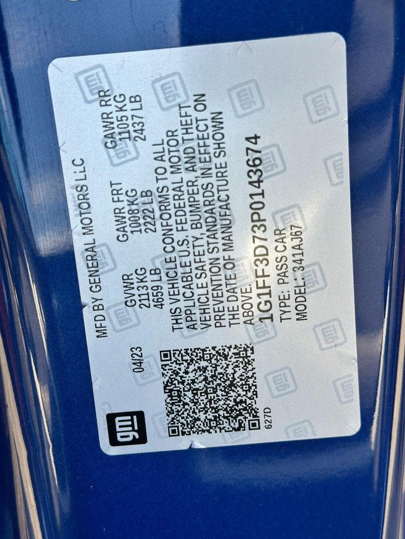 Chevrolet Camaro Vehicle Full-screen Gallery Image 20