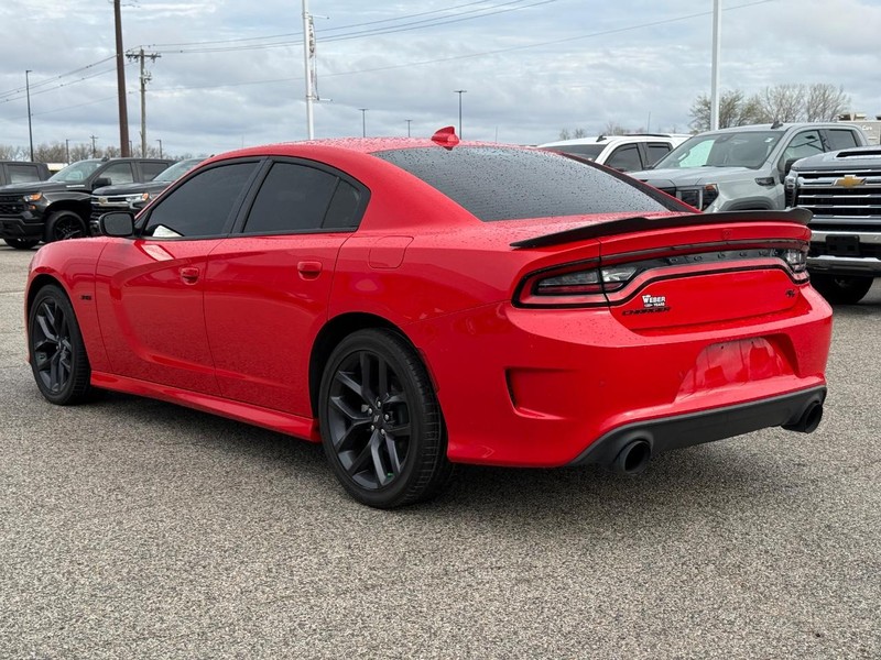 Dodge Charger Vehicle Full-screen Gallery Image 3