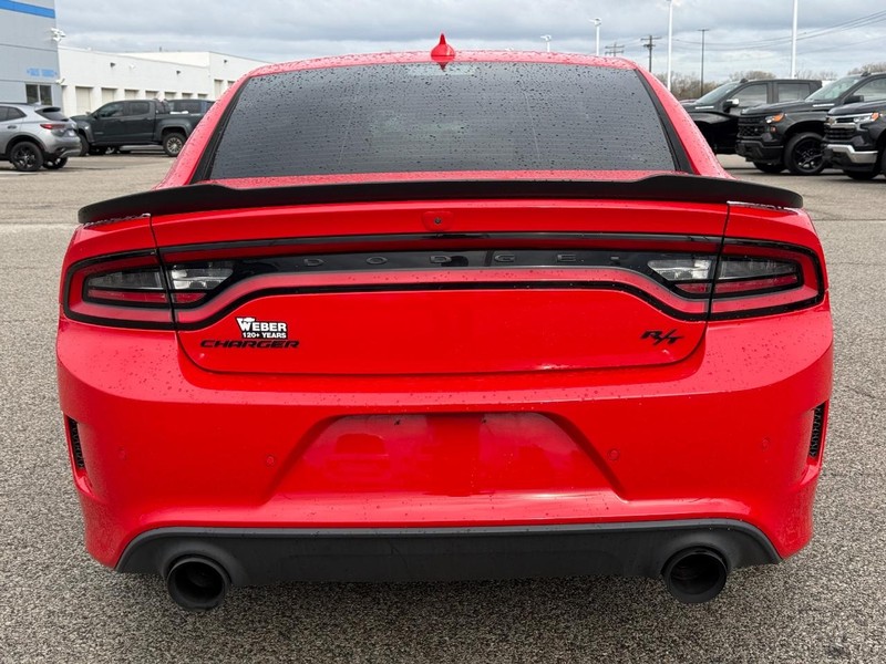 Dodge Charger Vehicle Full-screen Gallery Image 4